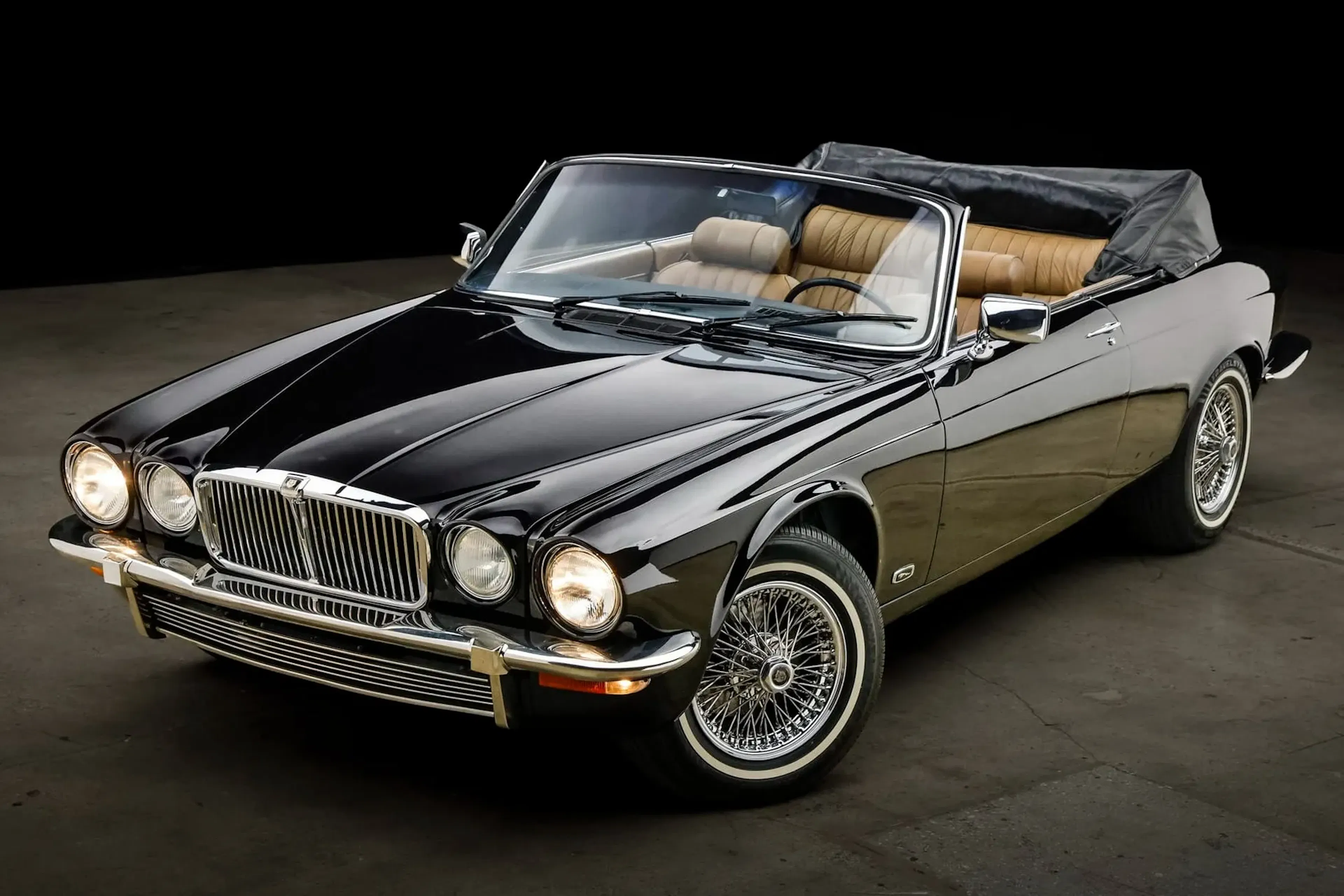 1978 Jaguar XJ-12L VIN UJ2R58571BW | Hagerty Valuation Tools®